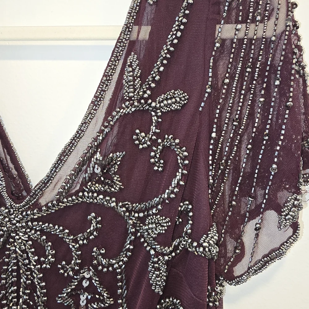Pissaro Nights Elegant Maroon Beaded Gown Size 14 Nwt. Stunning - Picture 5 of 13